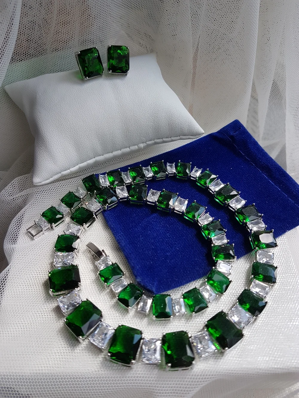Swarovski Elements Emerald Green Square Solitaire Gemstone Studs Earrings NEW